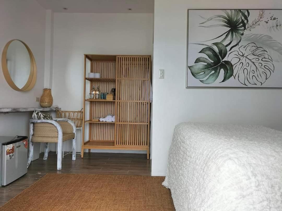 Orange Pearl Beach Resort Ел Нидо Екстериор снимка