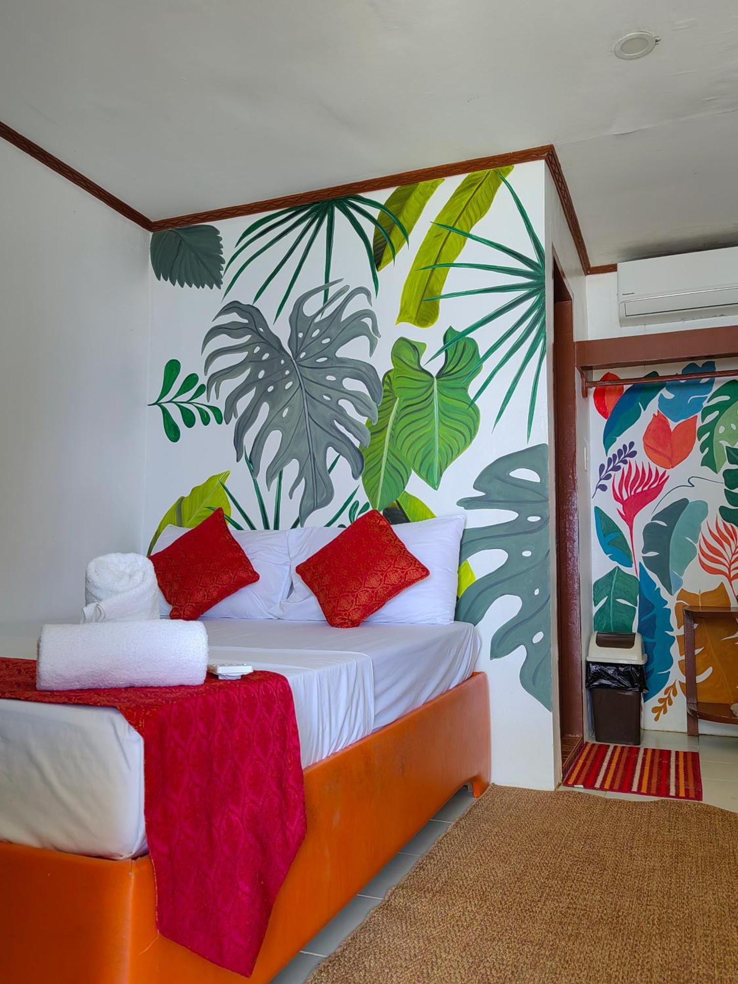 Orange Pearl Beach Resort Ел Нидо Екстериор снимка