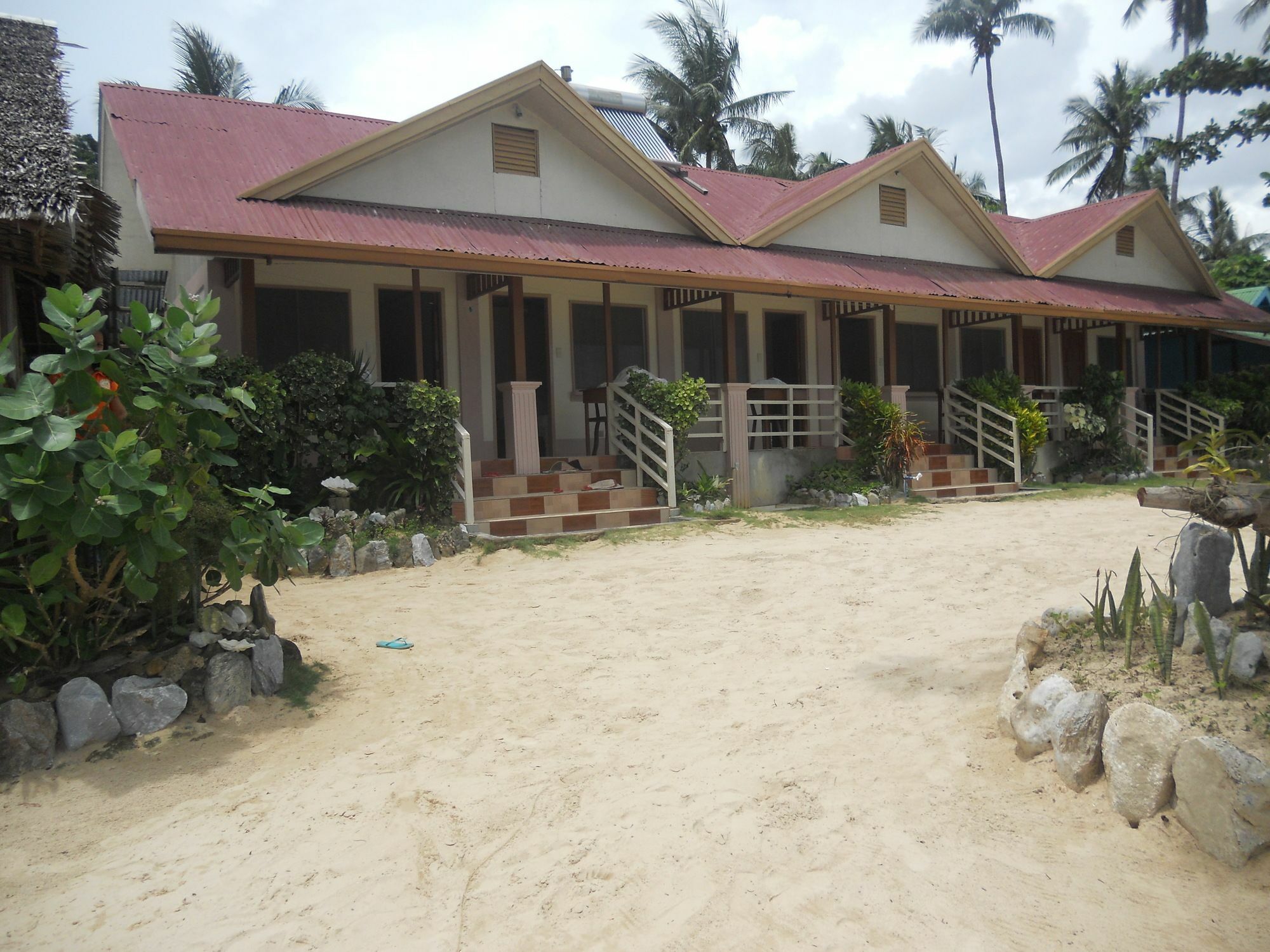 Orange Pearl Beach Resort Ел Нидо Екстериор снимка